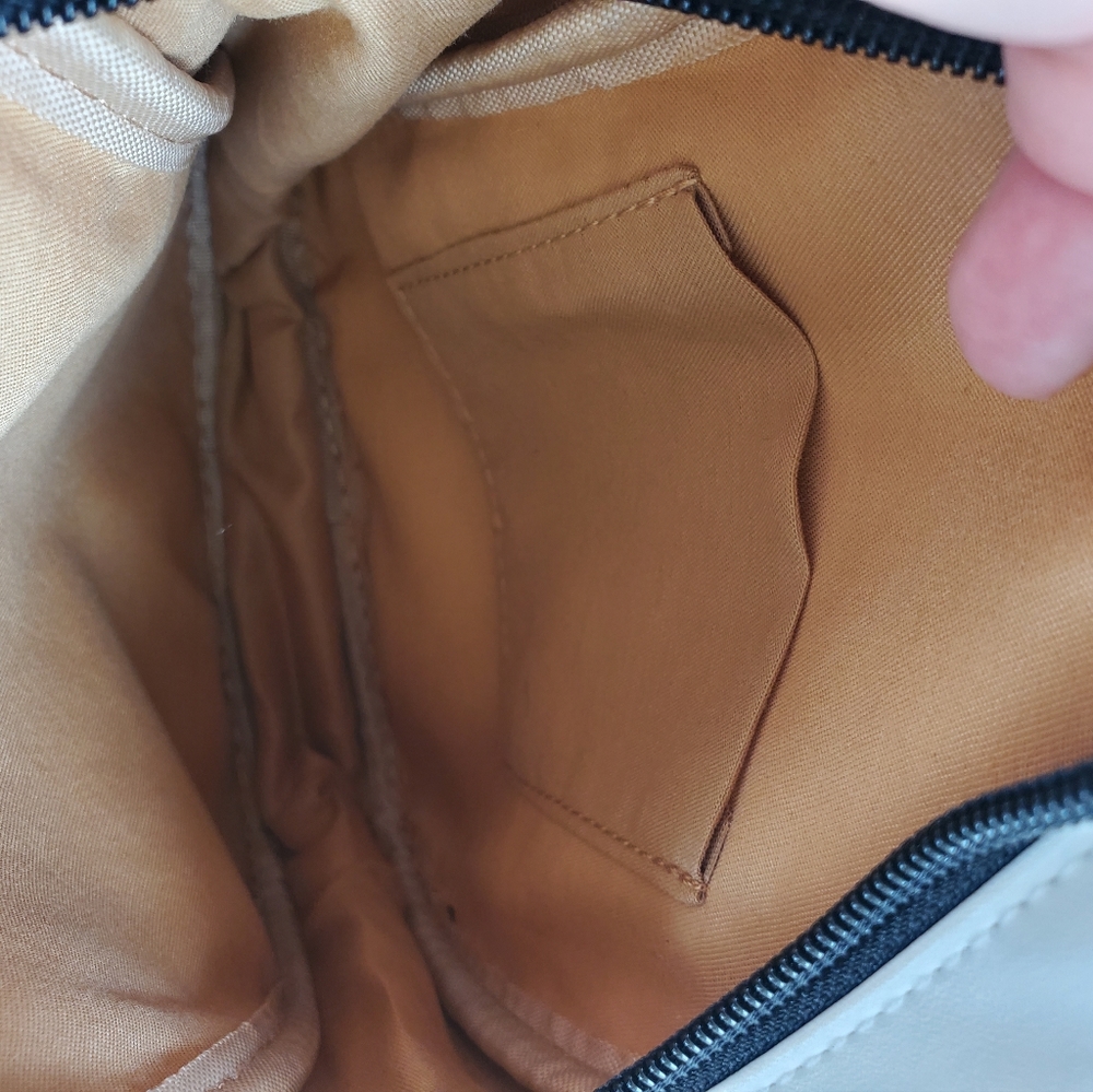 NWOT Ghost crossbody bag - Picture 4 of 4